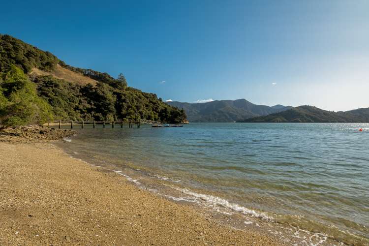 14 Tara Bay Road Kenepuru Sound_19