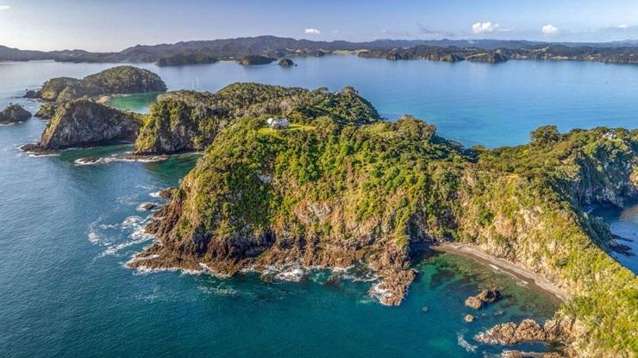 'Queen did the dishes in my house' - $10m island estate that hosted royalty hits market