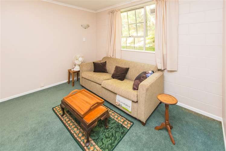 1 Alexa Place Saint Johns Hill_11