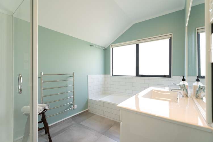 7 Amesbury Drive Churton Park_22