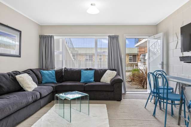 3/108 Roberts Street Taupo_2
