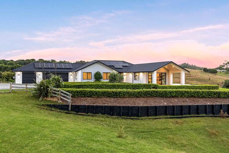 857 Wainui Road_5