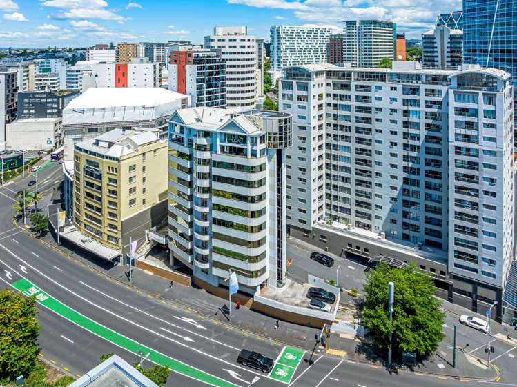 Level 2/2 Emily Place City Centre_1