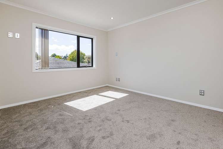 4B Mirrabooka Avenue Botany Downs_5