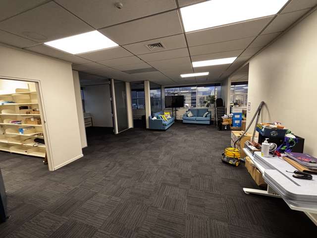 Suite 4, 5, 6/29 Waterloo Road Hutt Central_3