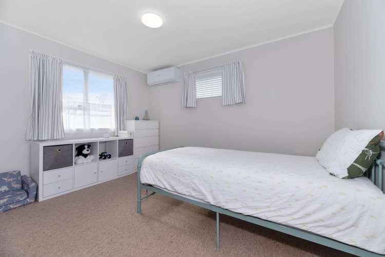 1/20 Lambrown Drive Totara Vale_20