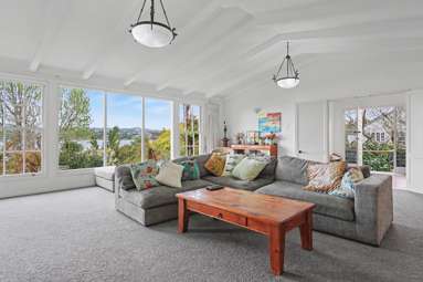 160 Grace Road_3