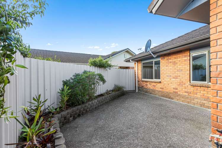 28/1 Piriti Drive Te Atatu Peninsula_5