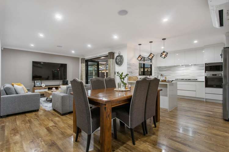 98 Twin Parks Rise Papakura_6