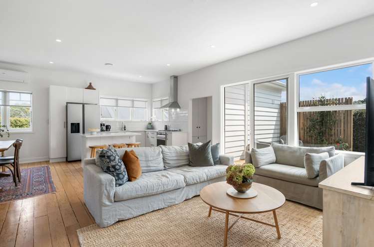 42 Fontenoy Street Mount Albert_5