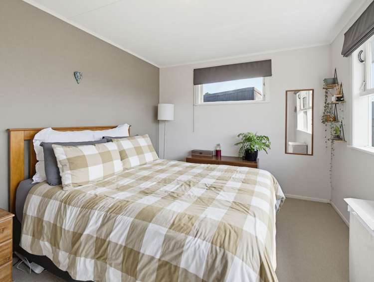 4 Perth Place Awapuni_17