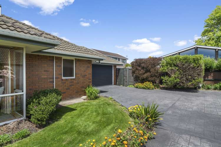 2/9 Wittys Road Avonhead_1