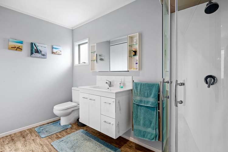 1/12 Doment Crescent Orewa_13