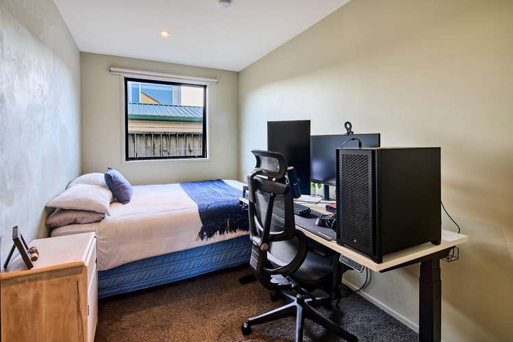 2 Toms Road Titahi Bay_12