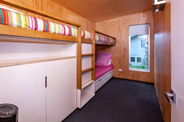 118 Onemana Drive Onemana_15