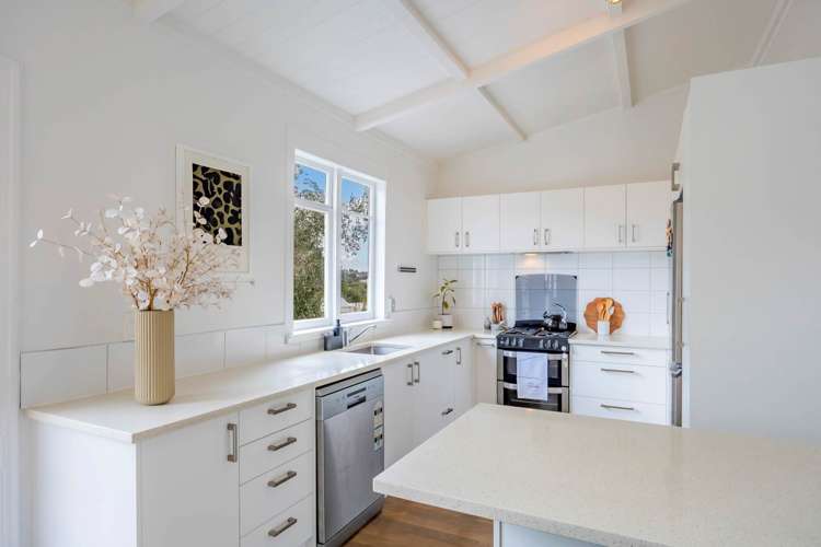 1/72 Gladstone Road Northcote_8