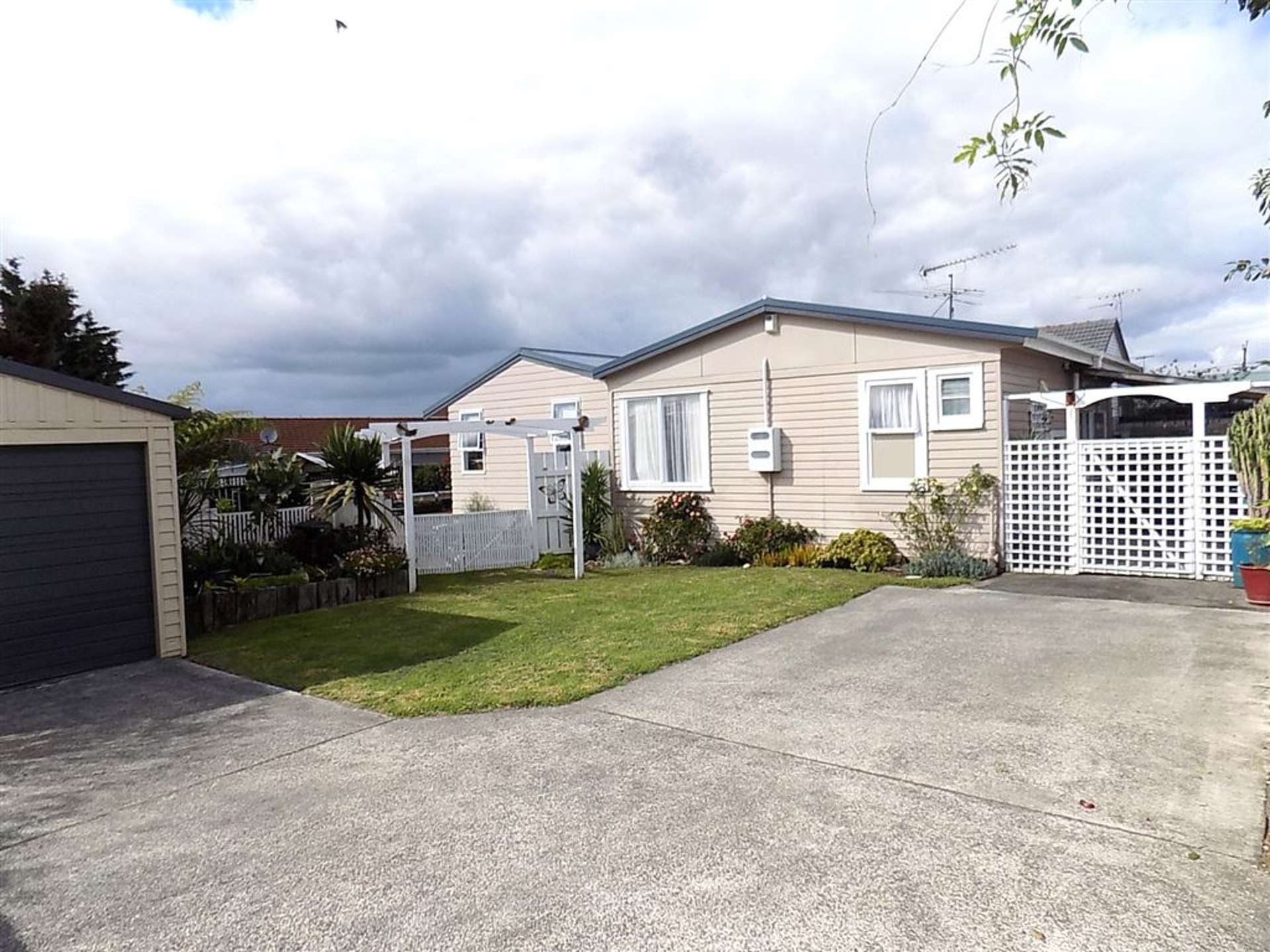 7a School Road Tuakau_0