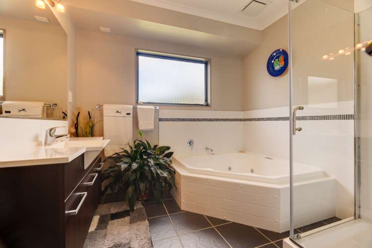 8 Mccullough Road Mangapai and Surrounds_17