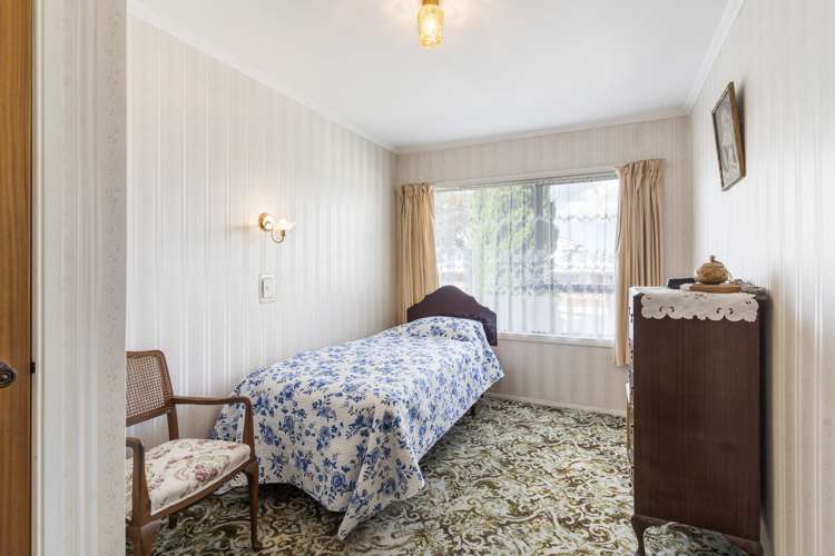 44 Bradbury Road Botany Downs_12