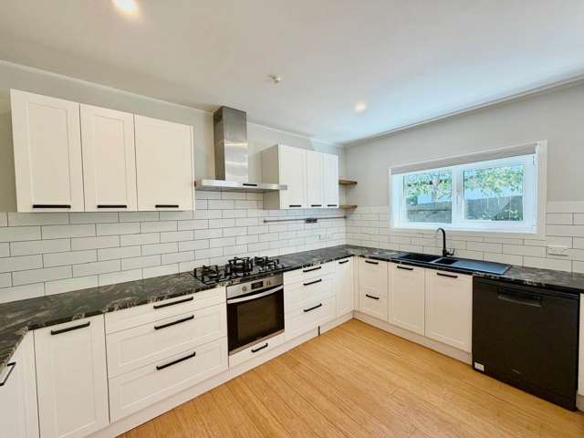 19 Wyoming Avenue Murrays Bay_2