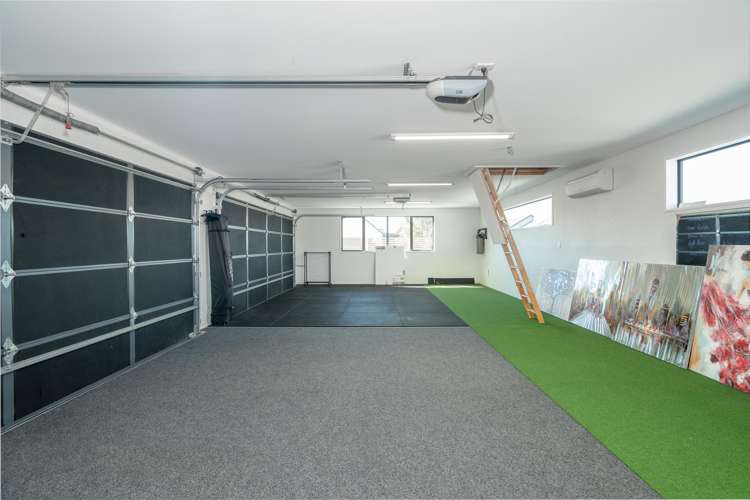 39 Waterstock Way Parklands_22