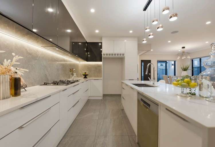 221B Murphys Road Flat Bush_28