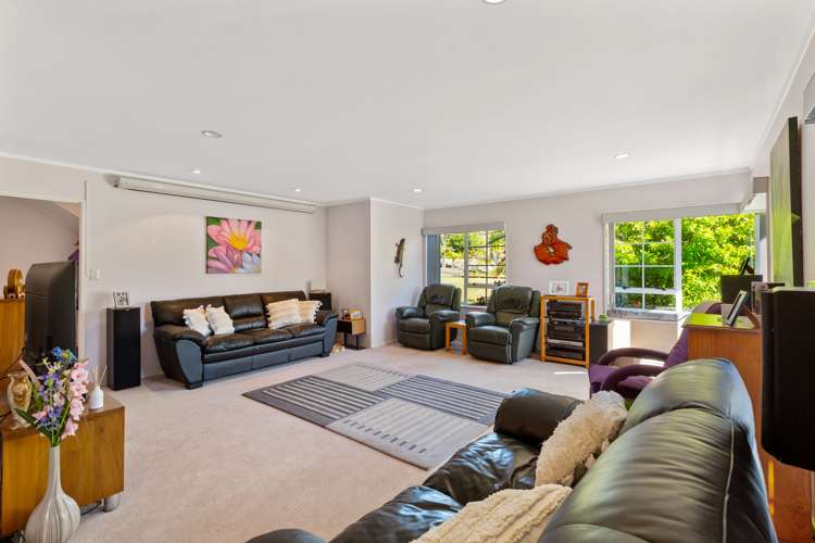 27 Woodfern Crescent Titirangi_6