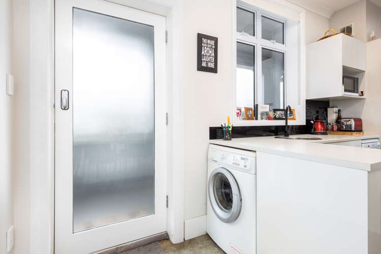 44/127 Saint Aubyn Street New Plymouth Central_16