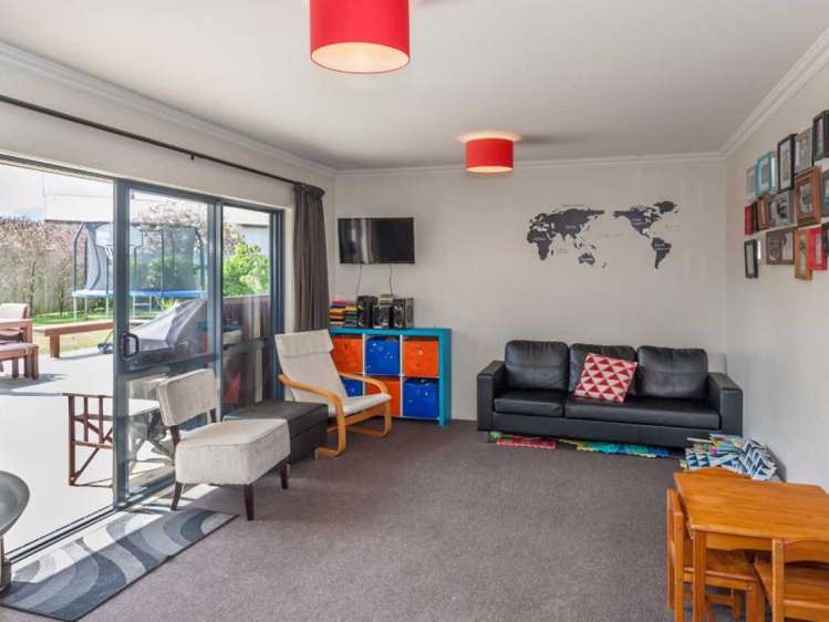 6 Karlos Lane Levin_8