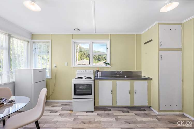 39 Prouse Crescent Naenae_7