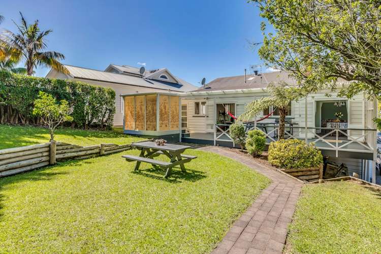 55 Tainui Road Devonport_22