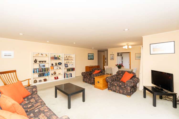 61 Grosvenor Gardens Flagstaff_2