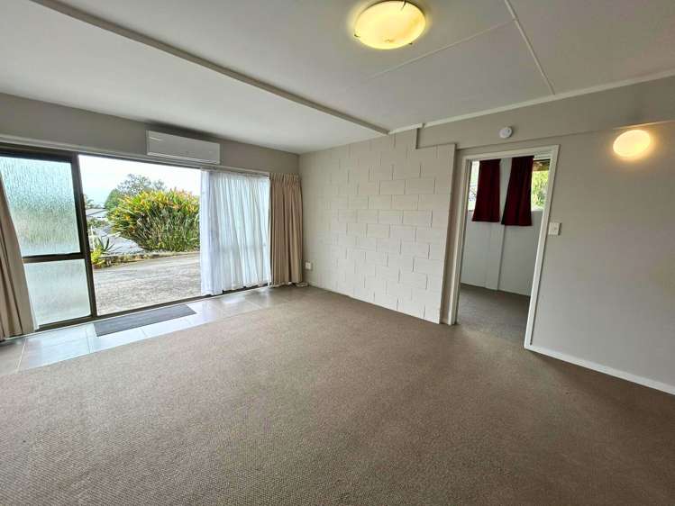 1/24 Grassways Avenue Pakuranga Heights_5