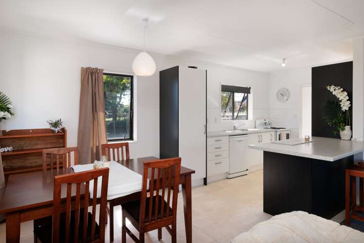 7 Kane Road Papamoa_1