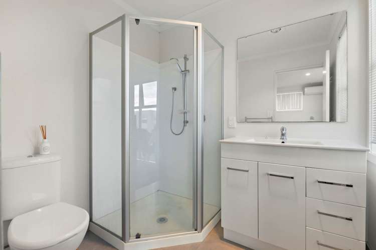 29 Hollowout Street Takanini_15