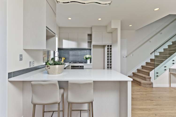 2 Kiwa Crescent Gulf Harbour_12