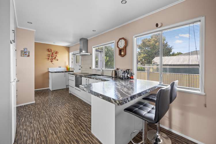 2/173 Vigor Brown Street Napier South_3