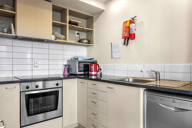 15/31 Poulson Street Addington_4