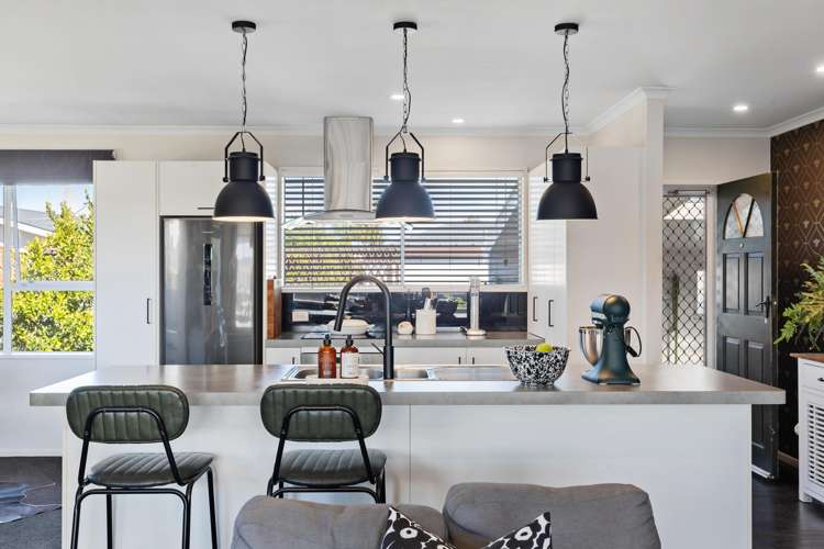 16 Lockhart Avenue Milson_15