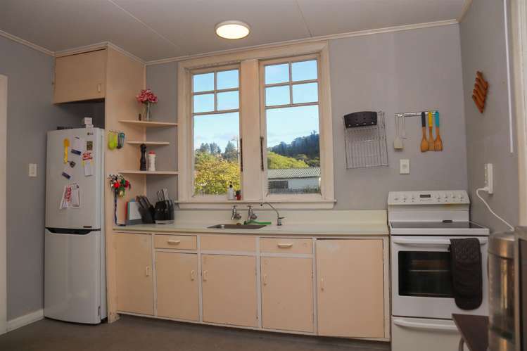 58 Marsden Road Greymouth_10
