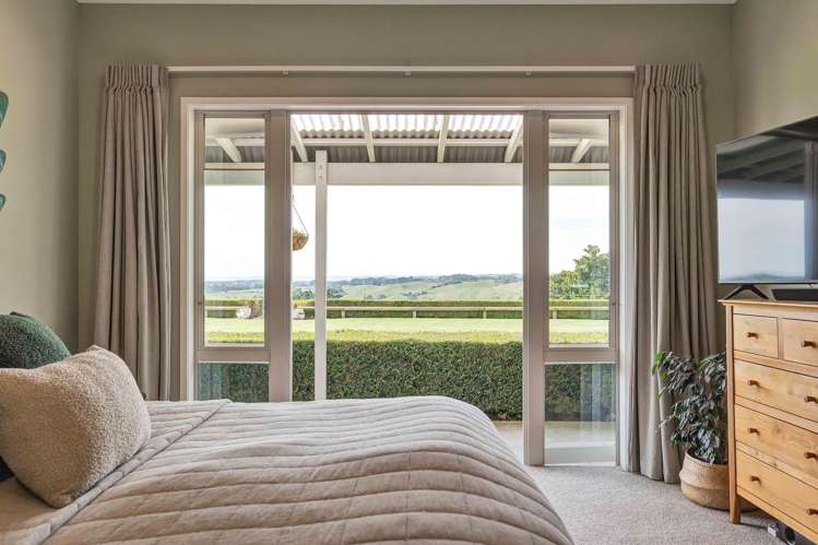 82 Clearview Road Lepperton_16