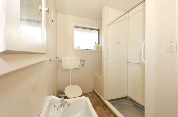 2/563 Cashel Street Linwood_11