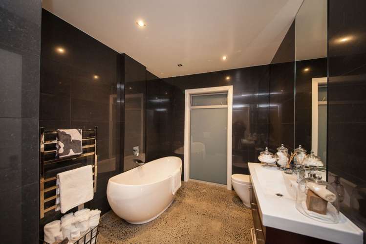 85 Cashmere Drive Fitzherbert_11