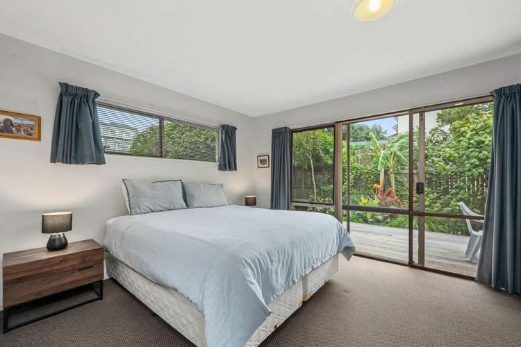 2/5 Hanlon Crescent Narrow Neck_15