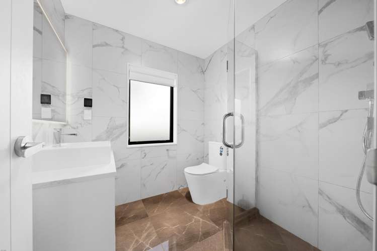 32 Matahae Drive Flat Bush_14