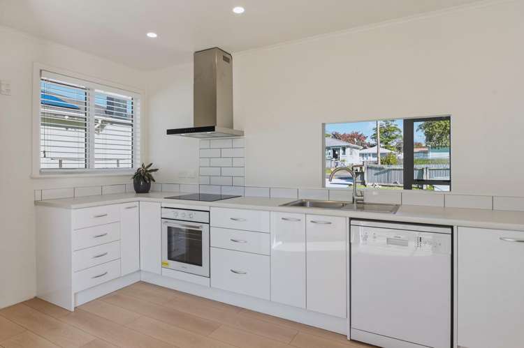 11 Park Road Western Heights_7