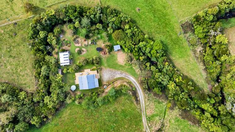 602 Pembroke Road West Stratford_33