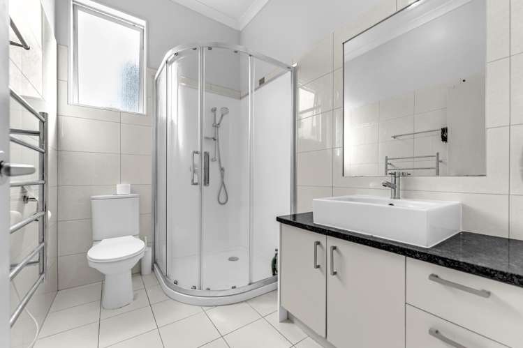 35 Packspur Drive Flat Bush_18