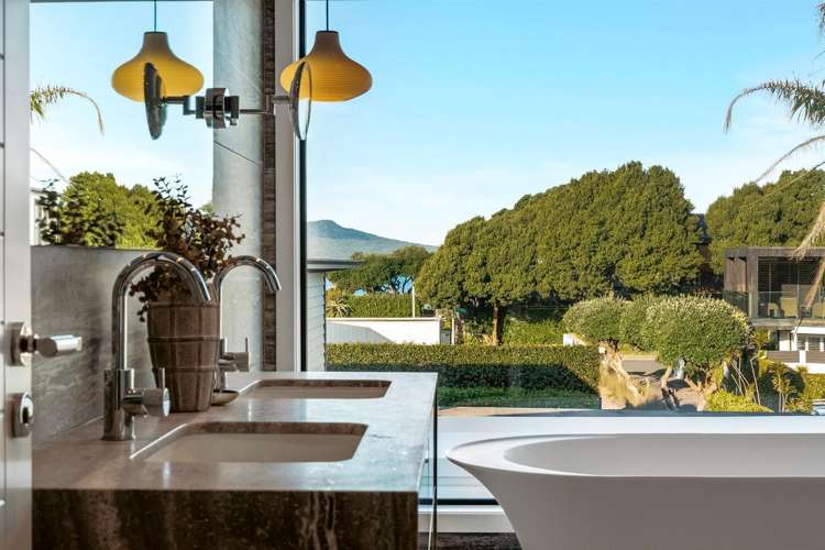 23 Muritai Road Milford_38