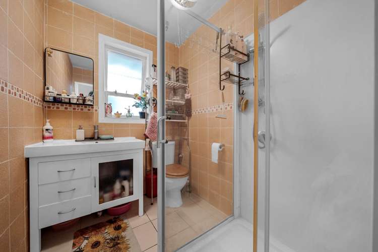 76 Pooks Road Ranui_17